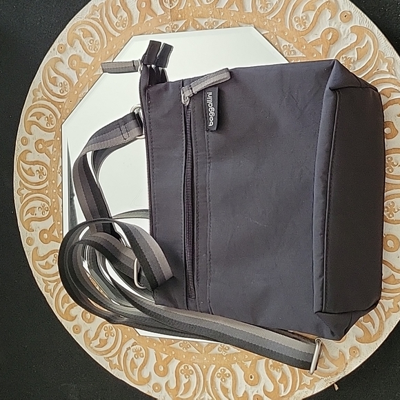 Baggallini Bags Baggallini Crossbody Bag Poshmark